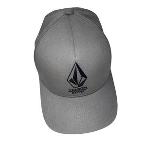Volcom Flexfit hat